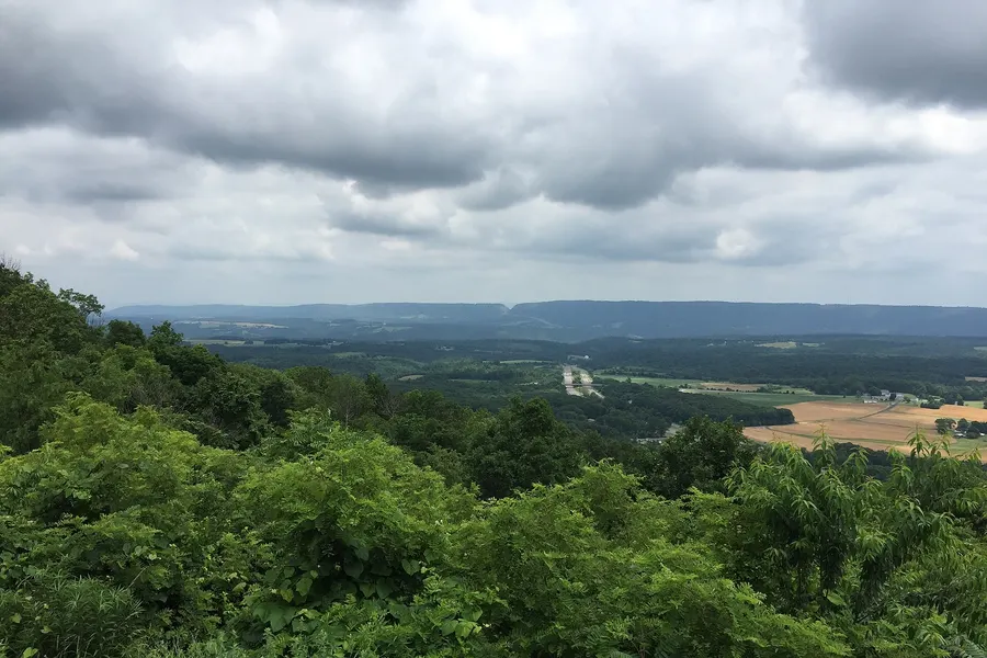 Reading the ridges from the overlooks
